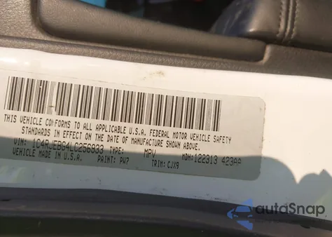 2020 Jeep Grand Cherokee Limited 4X2 from USA, damaged, VIN 1C4RJEBG4LC256933